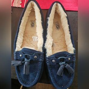 Ugg Litney Slipper Navy sz 10 New w/o tags